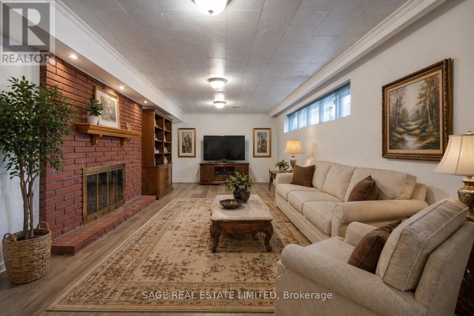 9 Hawksbury Drive, Toronto, Ontario  M2K 1M2 - Photo 22 - C13049764