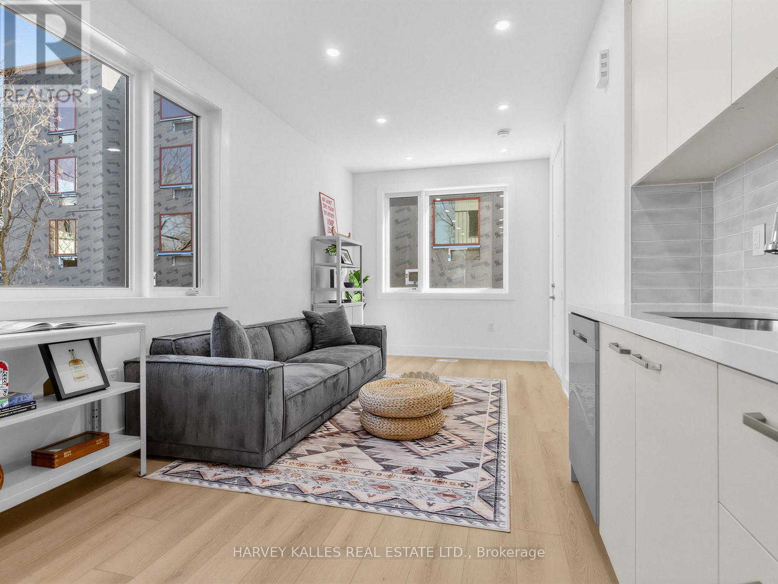 2b - 45 Bellevue Avenue, Toronto, Ontario  M5T 2N5 - Photo 2 - C13049766