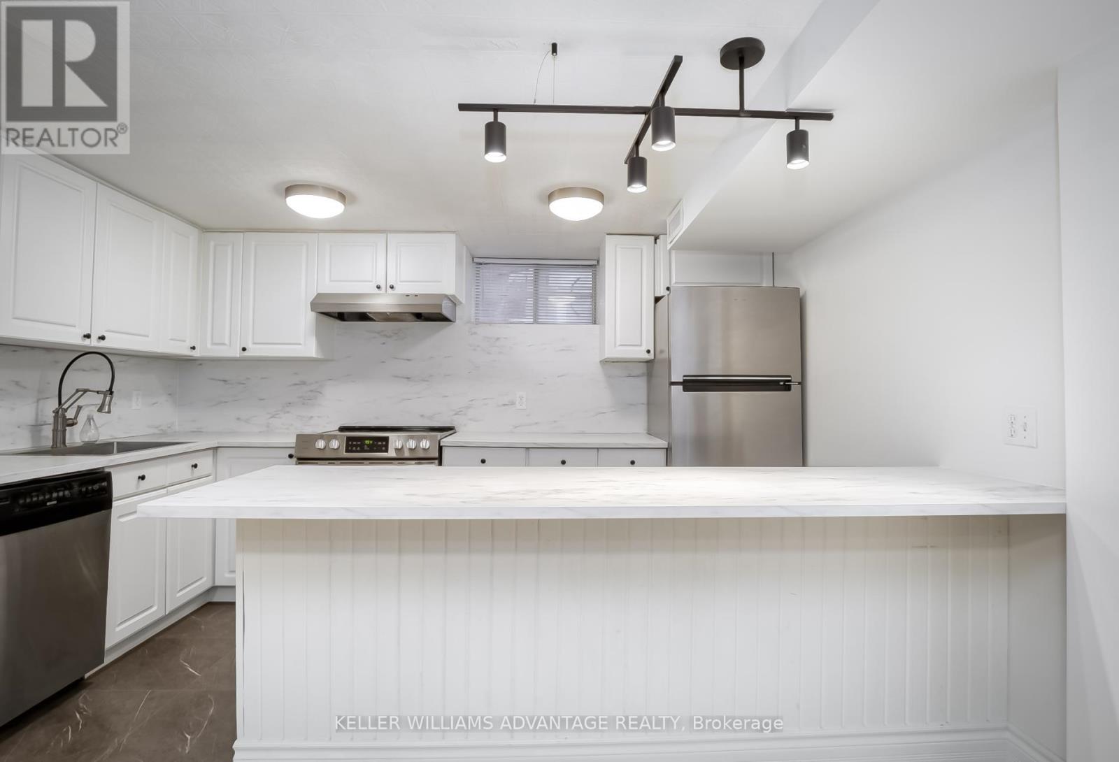 Lower - 146 Madison Avenue, Toronto, Ontario  M5R 2S5 - Photo 9 - C13049800