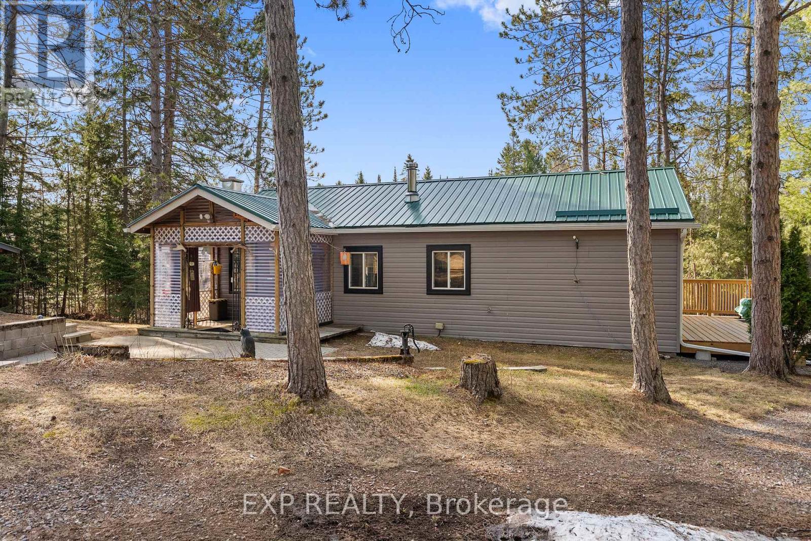 2401 127 Highway, Hastings Highlands (Mcclure Ward), Ontario  K0L 2K0 - Photo 2 - X13049716