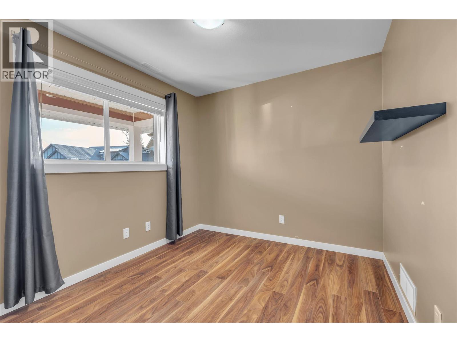 216 Westridge Court, Princeton, British Columbia  V0X 1W0 - Photo 6 - 10379850