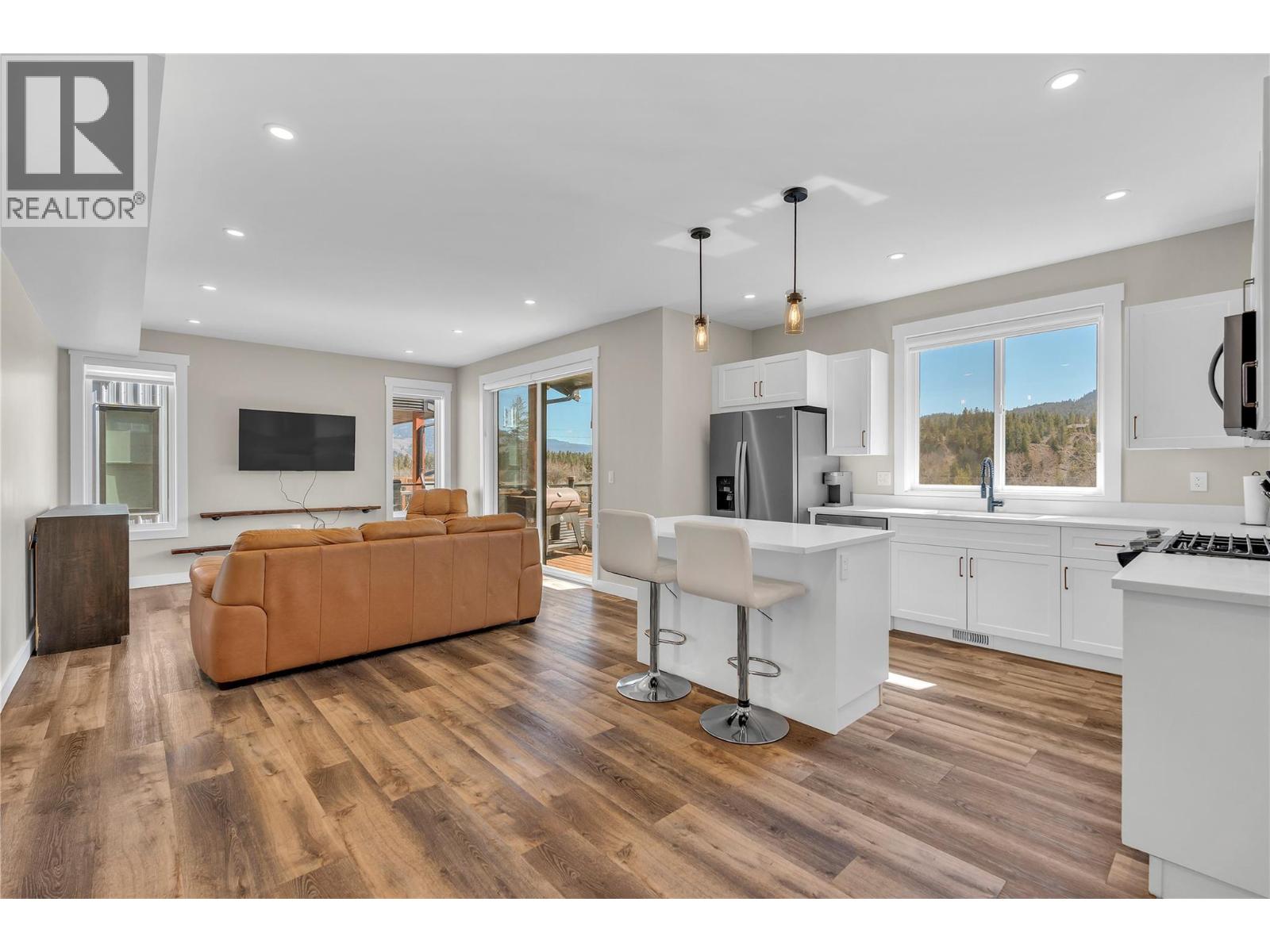 106 Abbey Road, Princeton, British Columbia  V0X 1W0 - Photo 7 - 10379444