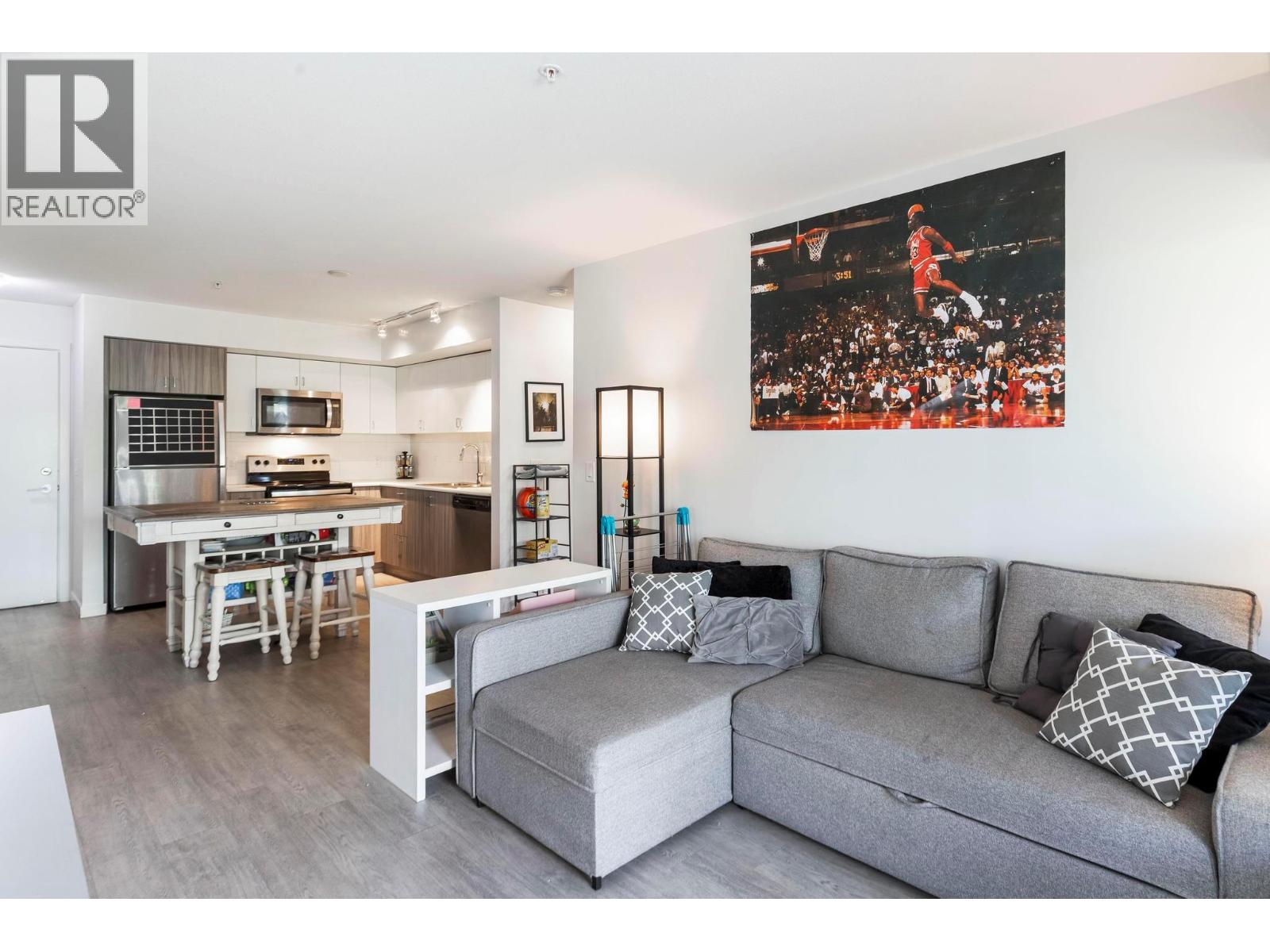 725 Academy Way Unit# 211, Kelowna, British Columbia