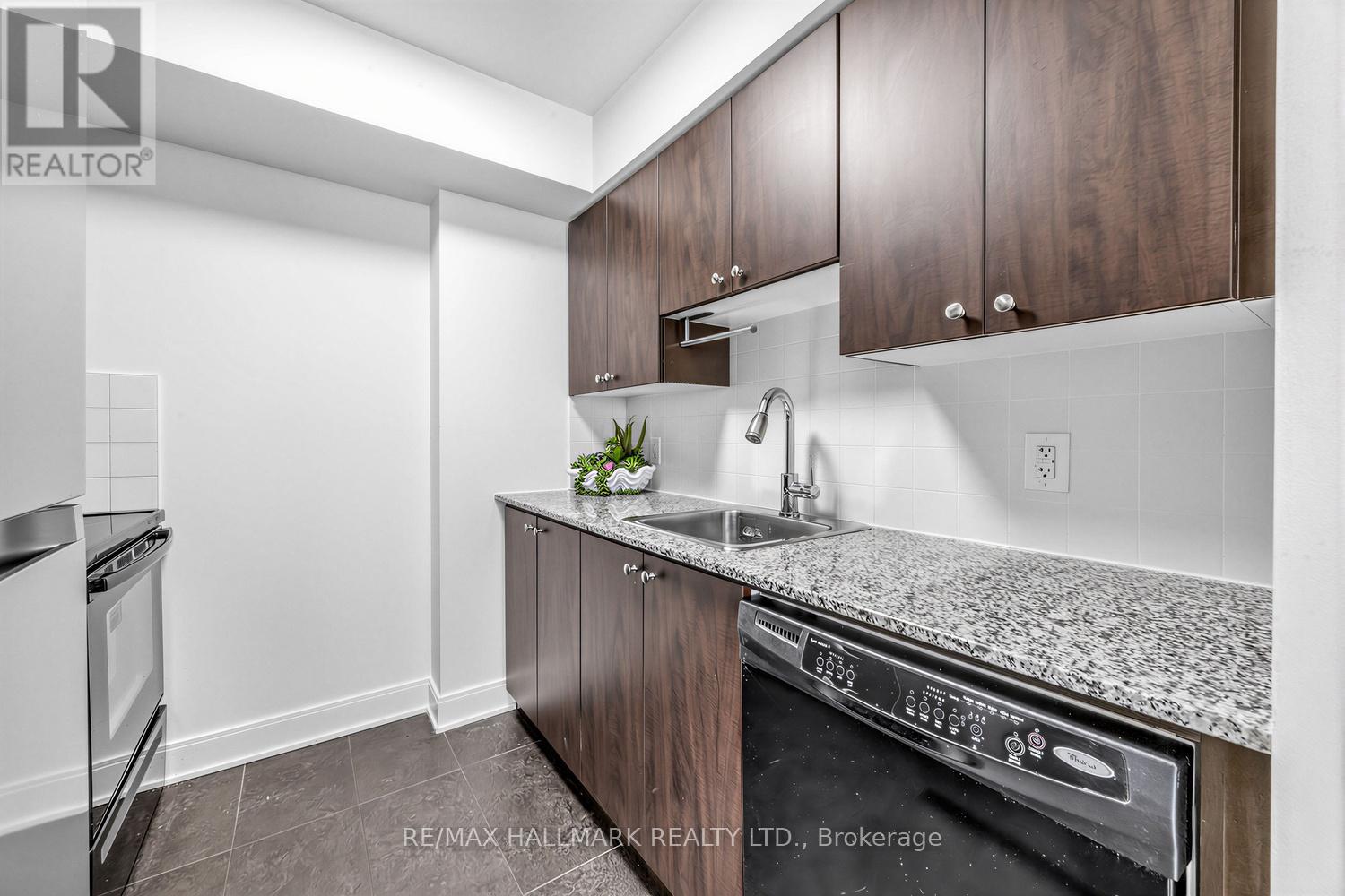 3918 - 135 Village Green Square, Toronto, Ontario  M1S 0G4 - Photo 10 - E13049596