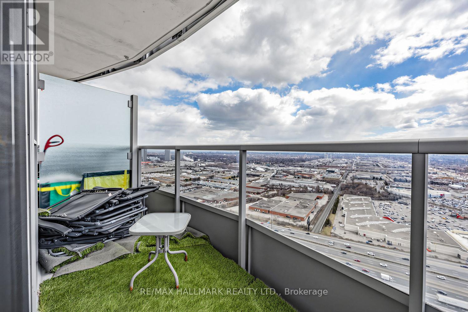 3918 - 135 Village Green Square, Toronto, Ontario  M1S 0G4 - Photo 21 - E13049596