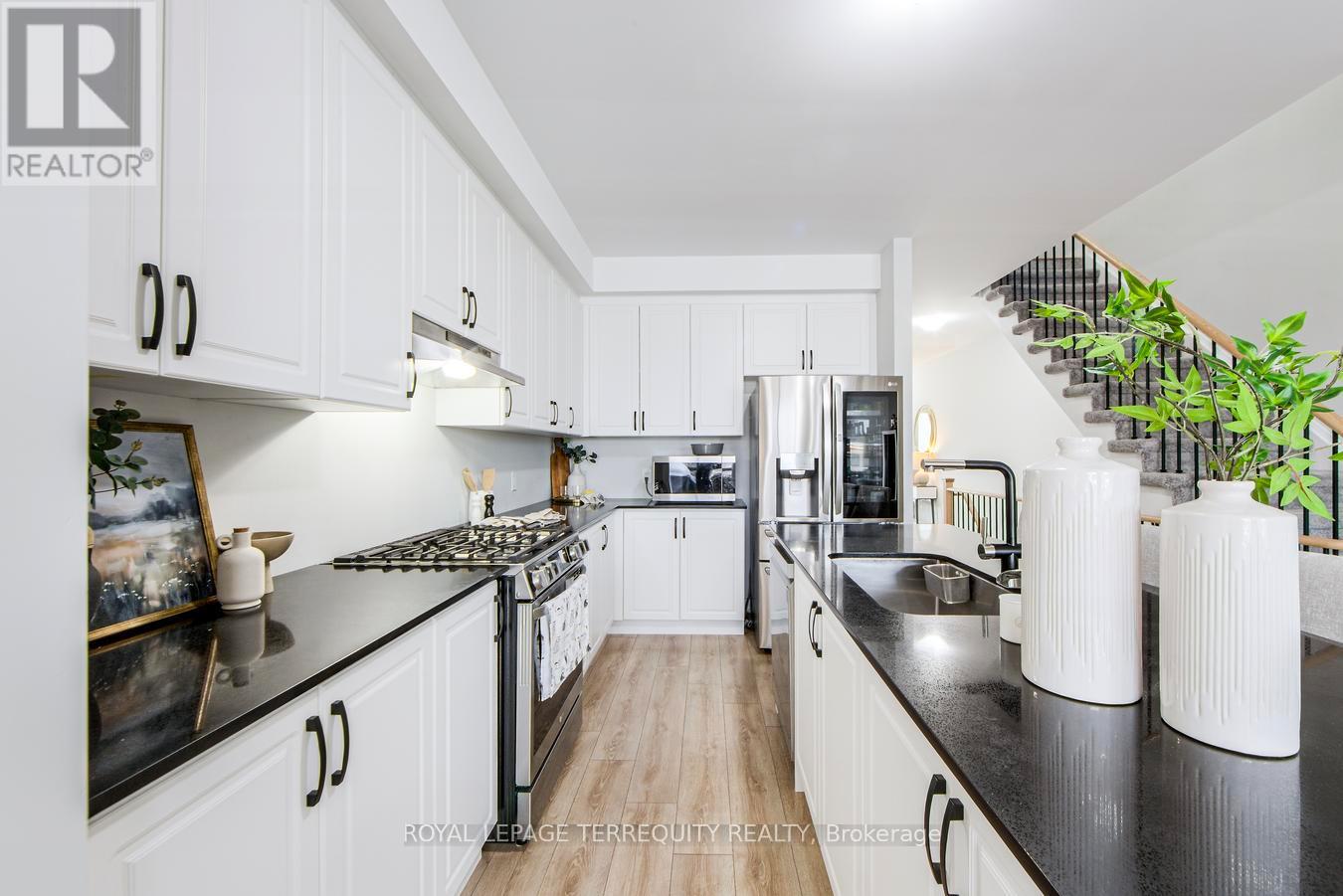 19 Assunta Lane, Clarington, Ontario  L1C 7H3 - Photo 14 - E13049632