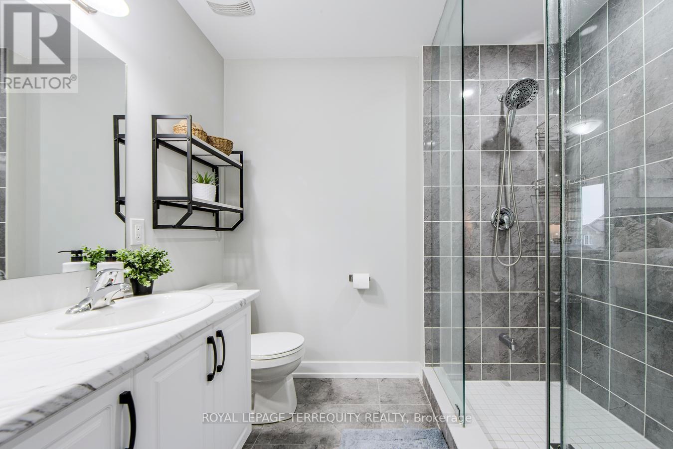 19 Assunta Lane, Clarington, Ontario  L1C 7H3 - Photo 30 - E13049632