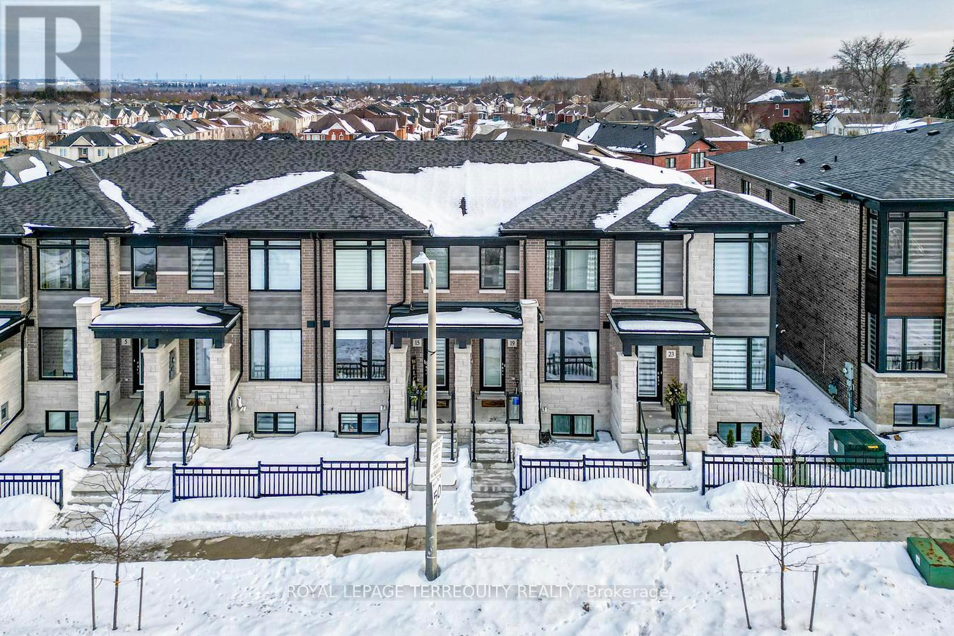 19 Assunta Lane, Clarington, Ontario  L1C 7H3 - Photo 48 - E13049632