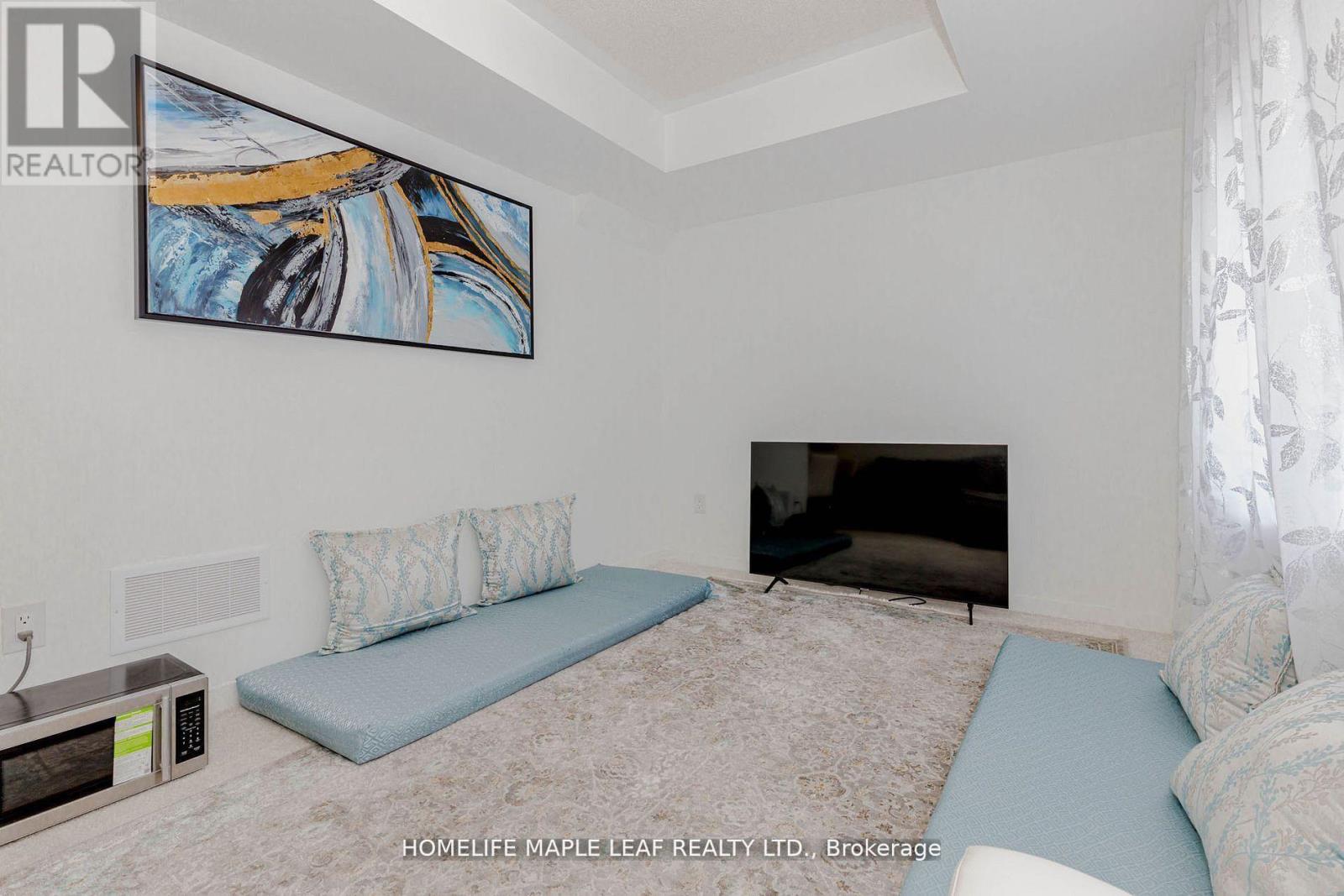 15 Bateson Street, Ajax, Ontario  L1S 7M3 - Photo 10 - E13049722