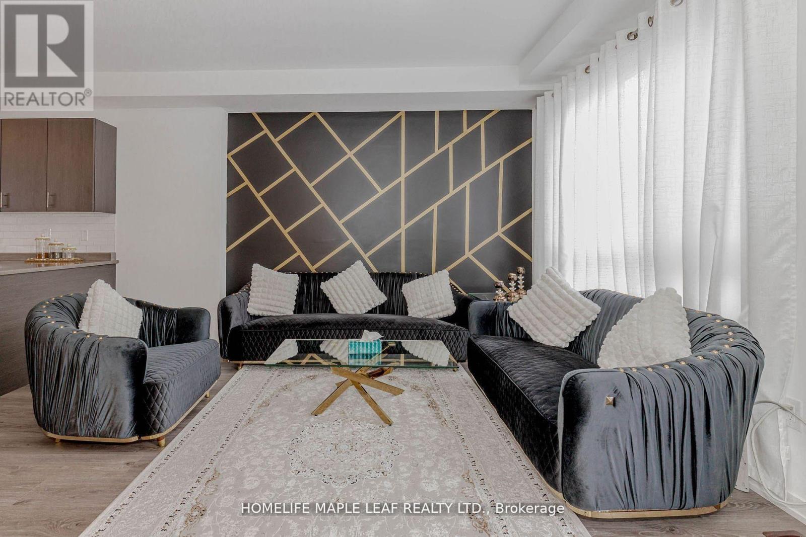 15 Bateson Street, Ajax, Ontario  L1S 7M3 - Photo 18 - E13049722