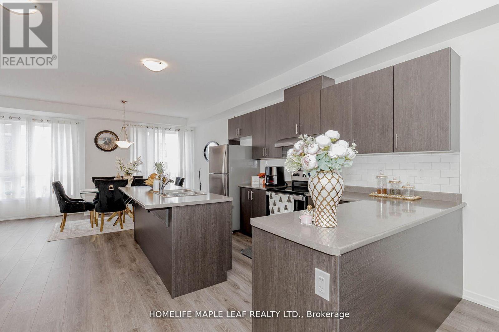 15 Bateson Street, Ajax, Ontario  L1S 7M3 - Photo 19 - E13049722