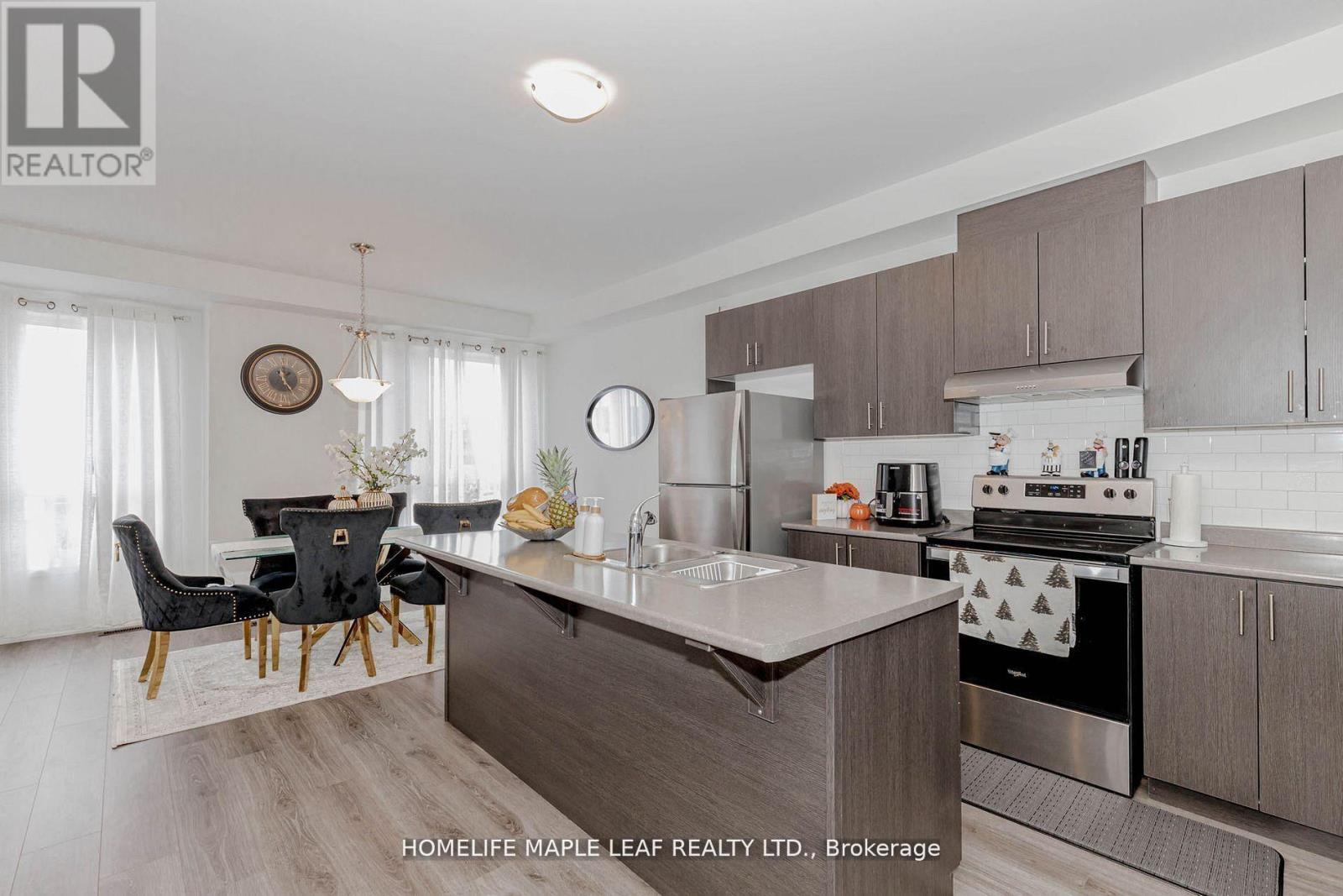 15 Bateson Street, Ajax, Ontario  L1S 7M3 - Photo 20 - E13049722