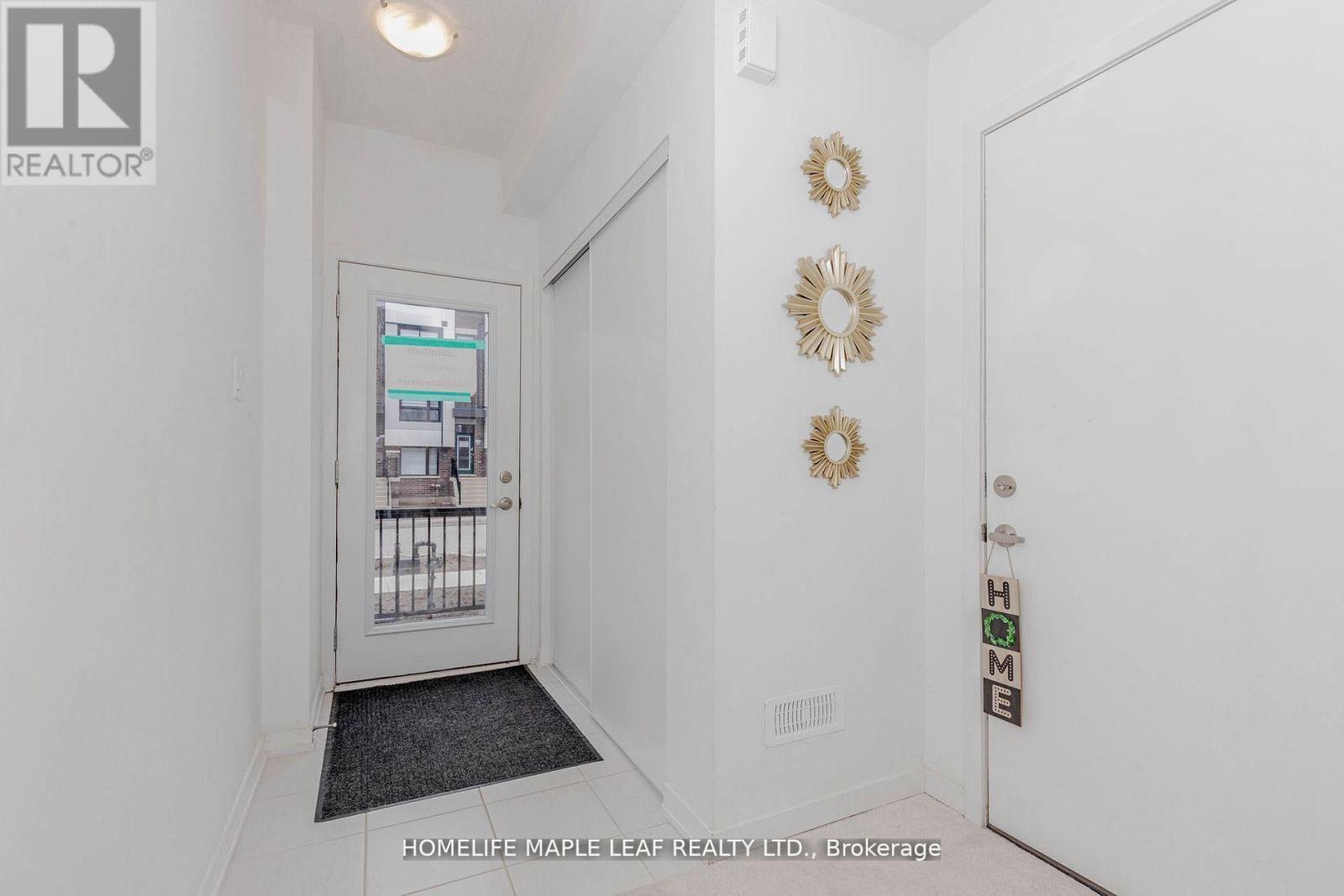 15 Bateson Street, Ajax, Ontario  L1S 7M3 - Photo 6 - E13049722