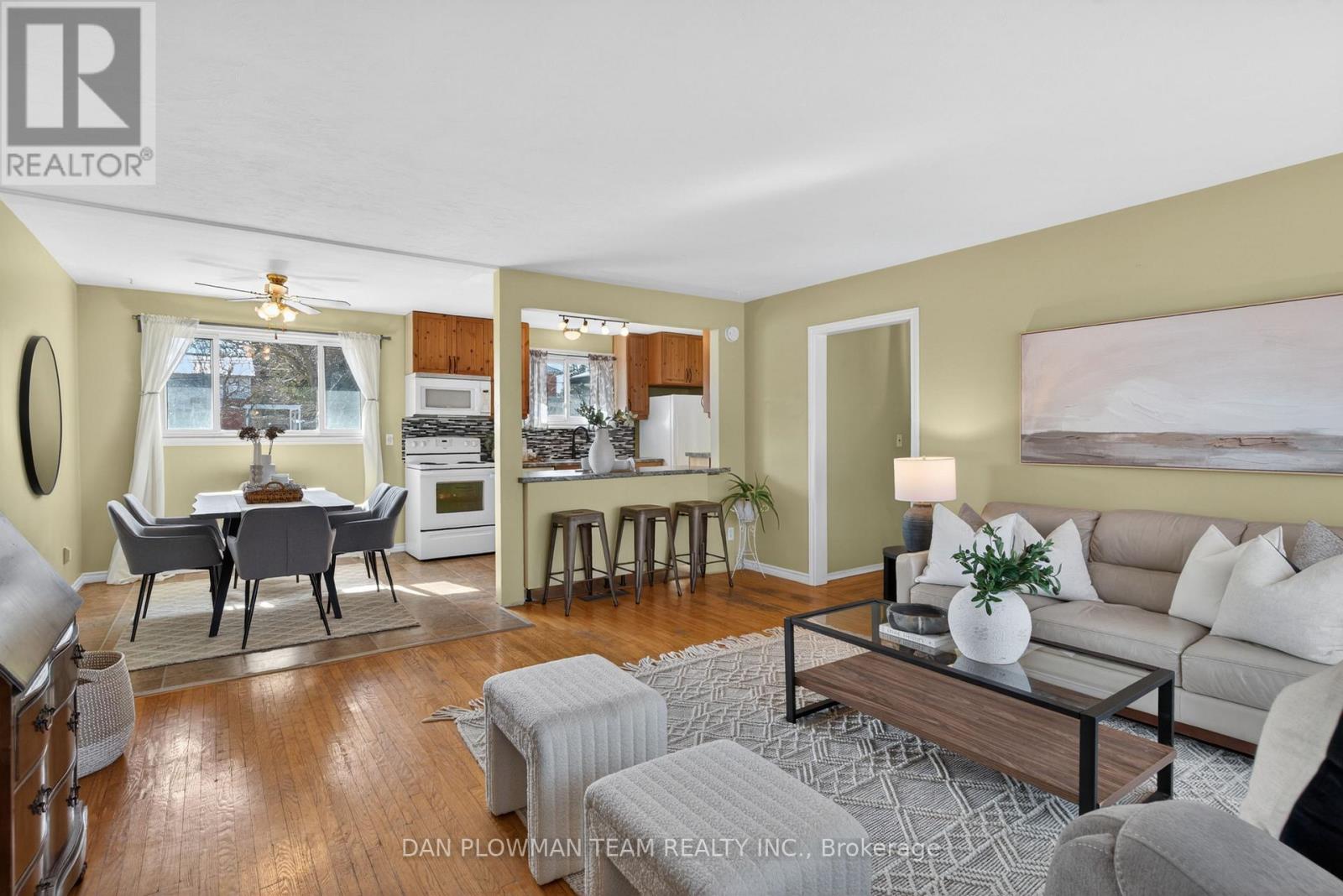 211 Liberty Street N, Clarington (Bowmanville), Ontario  L1C 2M6 - Photo 16 - E13049790