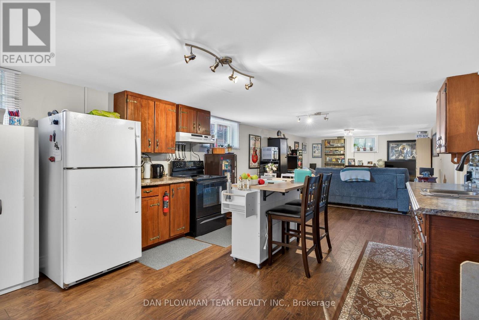 211 Liberty Street N, Clarington (Bowmanville), Ontario  L1C 2M6 - Photo 33 - E13049790