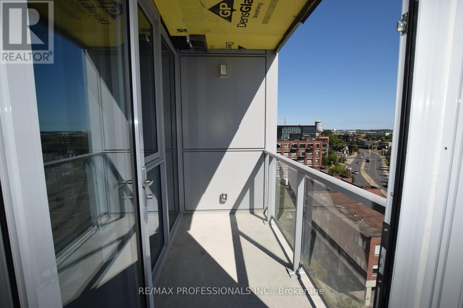 705 - 15 Baseball Place, Toronto, Ontario  M4M 0E6 - Photo 11 - E13049806