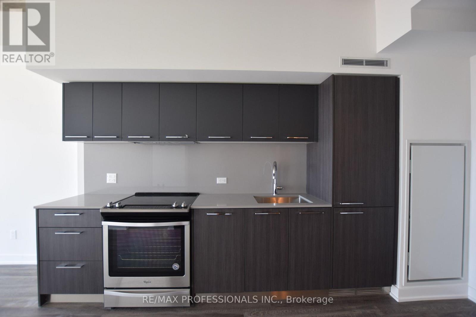 705 - 15 Baseball Place, Toronto, Ontario  M4M 0E6 - Photo 21 - E13049806