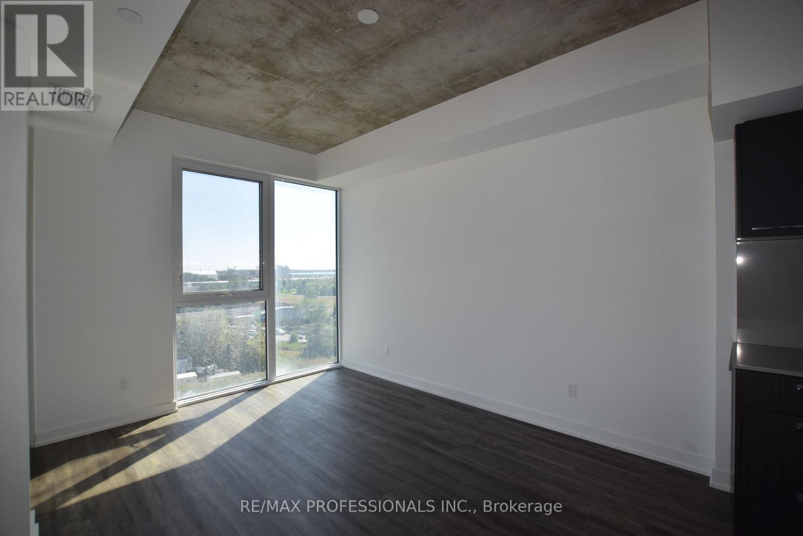 705 - 15 Baseball Place, Toronto, Ontario  M4M 0E6 - Photo 6 - E13049806