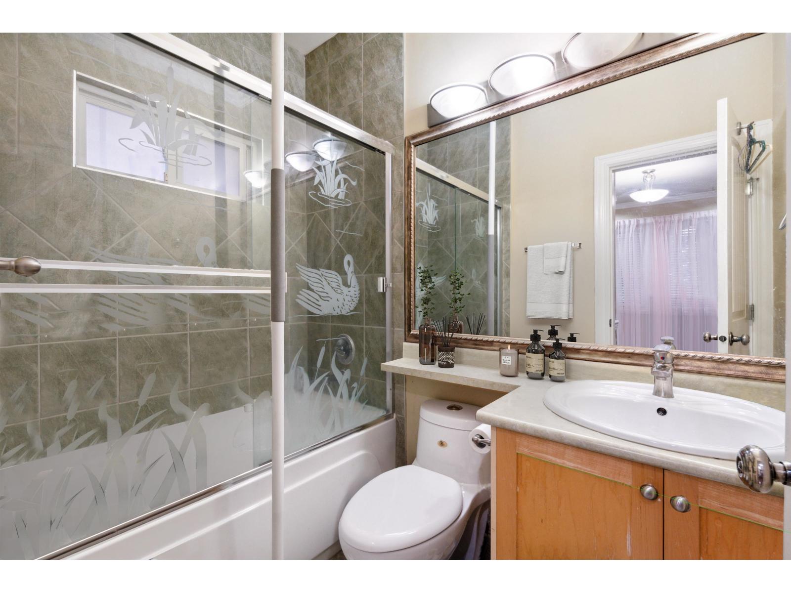 12141 96 Avenue, Surrey, British Columbia  V3V 1W5 - Photo 11 - R3116217