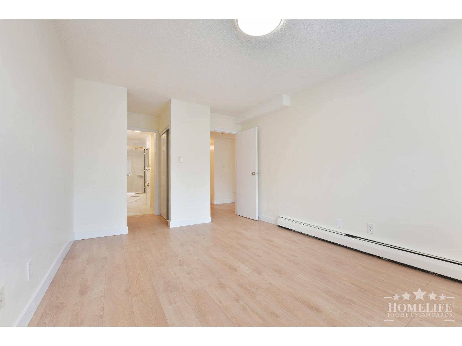 108 1444 Martin Street, White Rock, British Columbia  V4B 3W7 - Photo 13 - R3116230