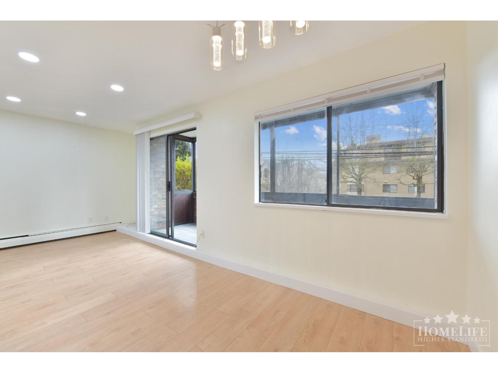 108 1444 Martin Street, White Rock, British Columbia  V4B 3W7 - Photo 9 - R3116230