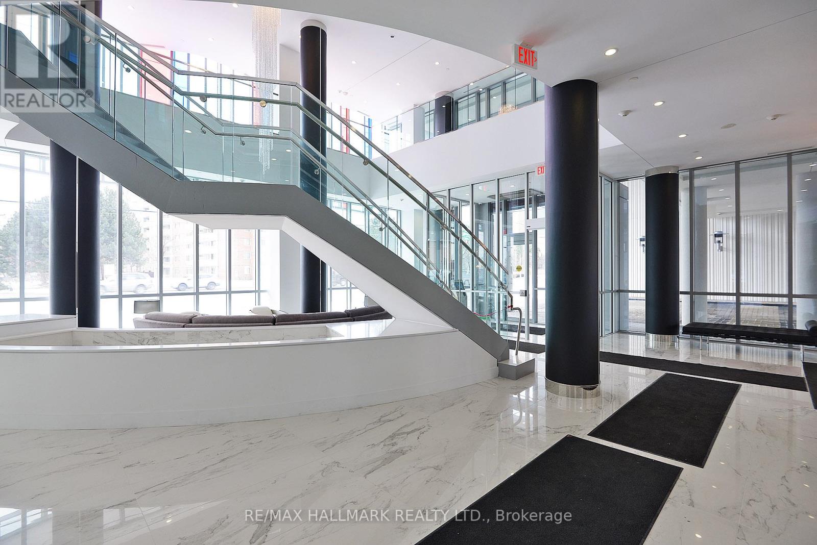 Ph01 - 9471 Yonge Street, Richmond Hill (Observatory), Ontario  L4C 0Z5 - Photo 5 - N13049630