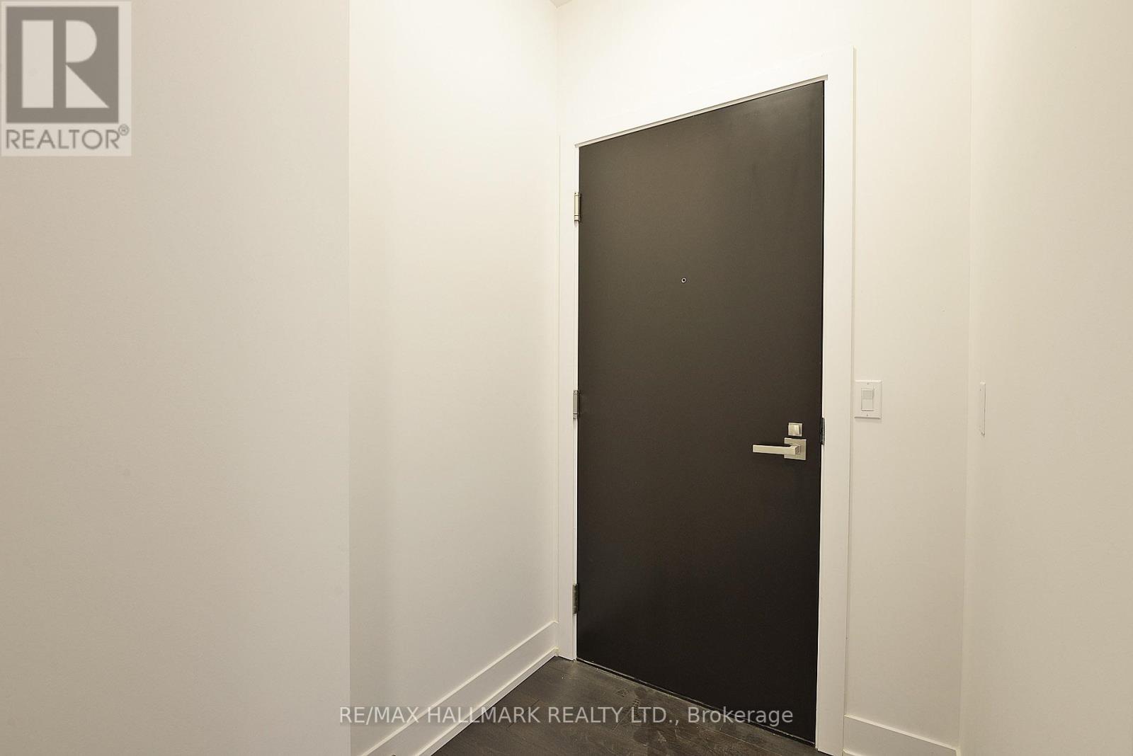 Ph01 - 9471 Yonge Street, Richmond Hill (Observatory), Ontario  L4C 0Z5 - Photo 7 - N13049630