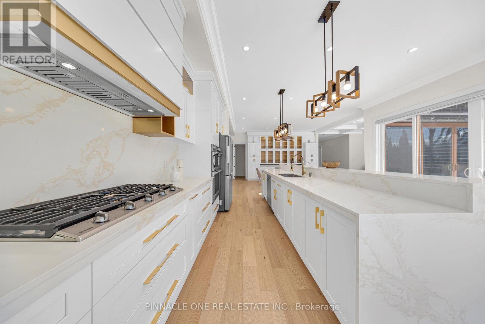 992 Little Cedar Avenue, Innisfil, Ontario  L0L 1W0 - Photo 25 - N13049696