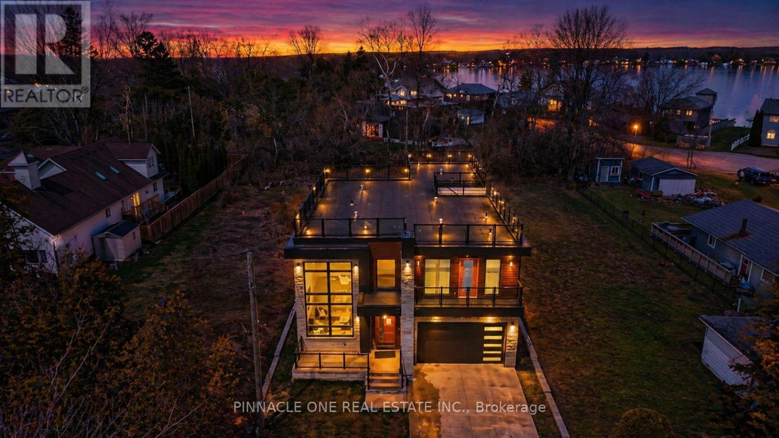 992 Little Cedar Avenue, Innisfil, Ontario  L0L 1W0 - Photo 3 - N13049696