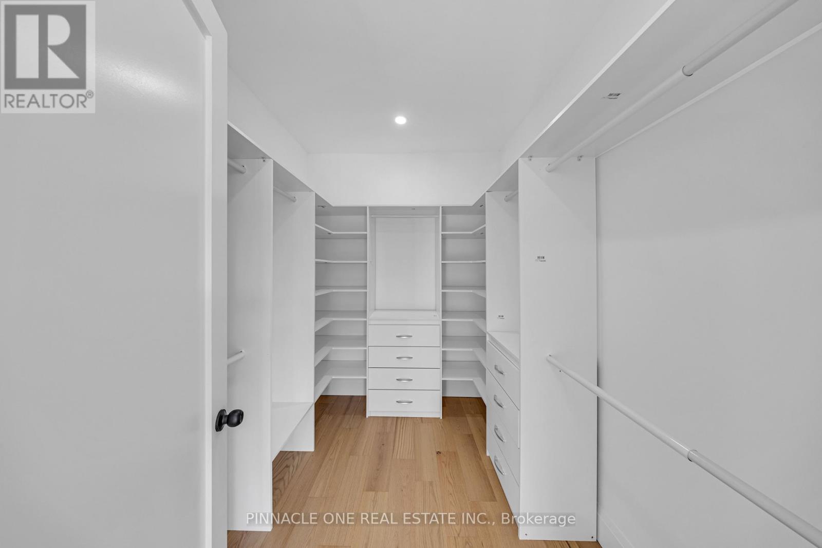 992 Little Cedar Avenue, Innisfil, Ontario  L0L 1W0 - Photo 37 - N13049696