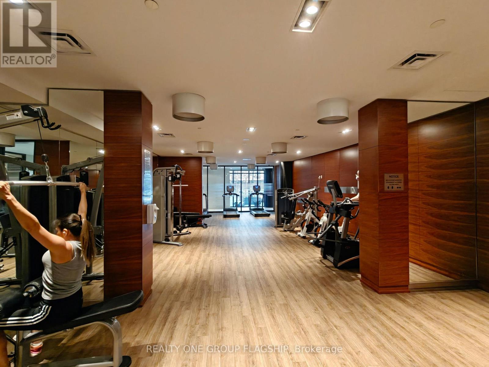 2405 - 9 Valhalla Inn Road, Toronto, Ontario  M9B 0B2 - Photo 6 - W13046090