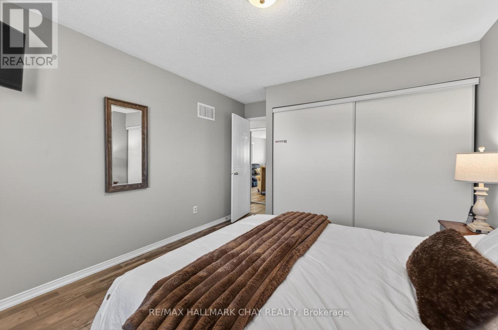 194 Wessenger Drive, Barrie (Holly), Ontario  L4N 8N9 - Photo 15 - S13049714