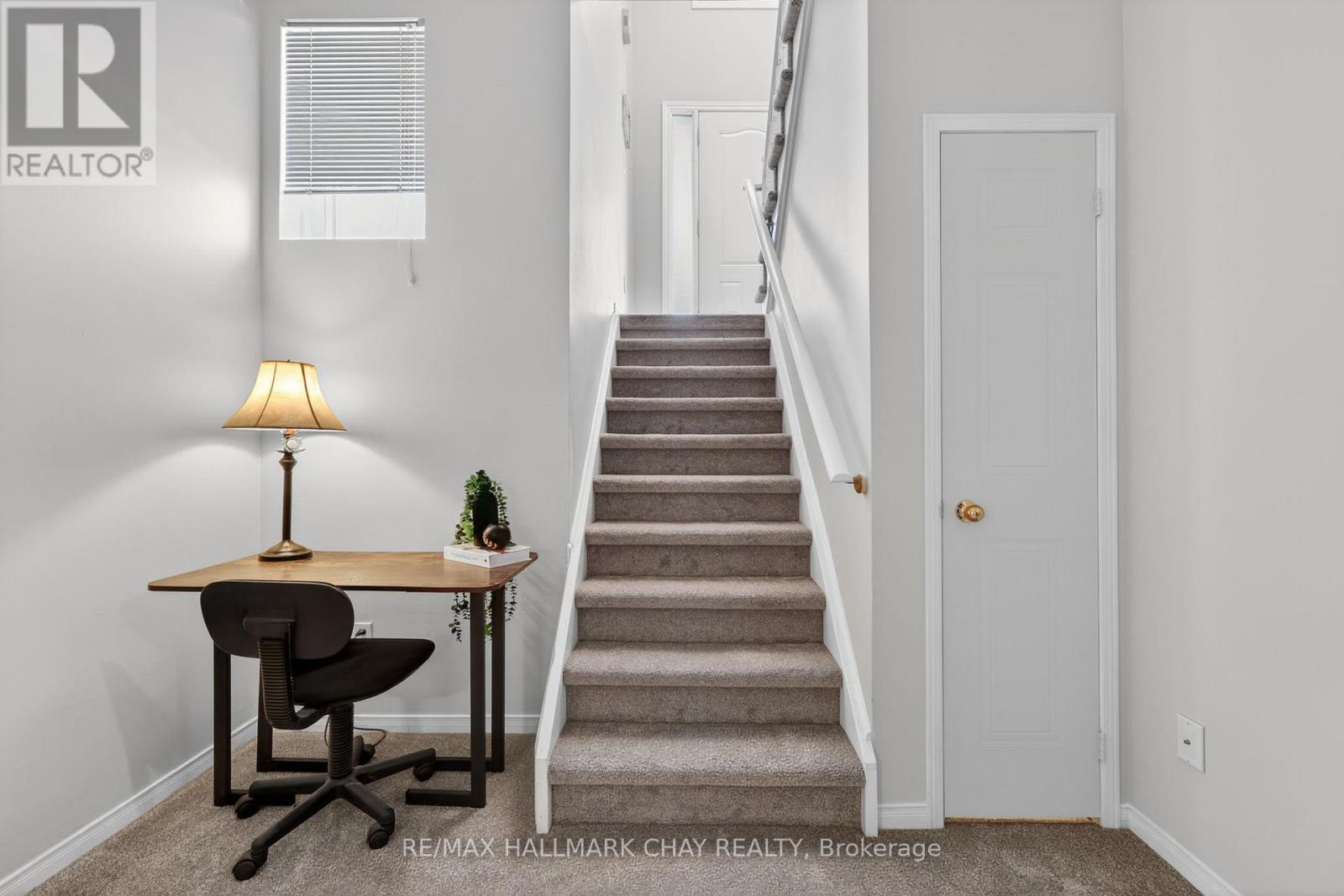 194 Wessenger Drive, Barrie (Holly), Ontario  L4N 8N9 - Photo 16 - S13049714