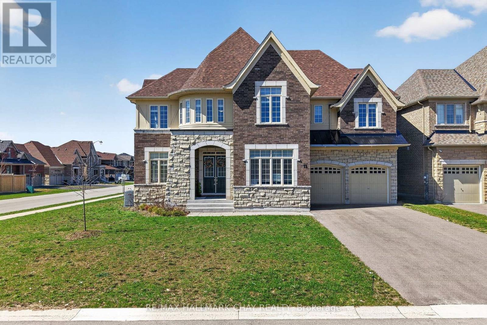 12 THOMPSON WAY, springwater (centre vespra), Ontario