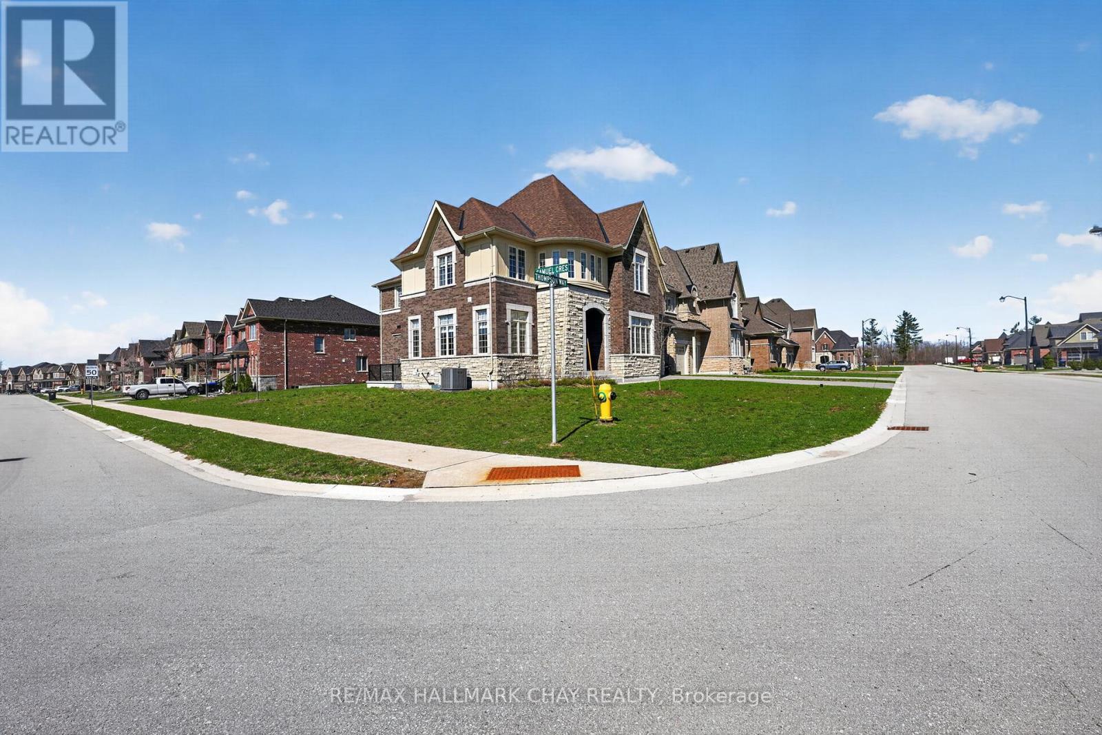 12 Thompson Way, Springwater (Centre Vespra), Ontario  L9X 2A5 - Photo 2 - S13049728