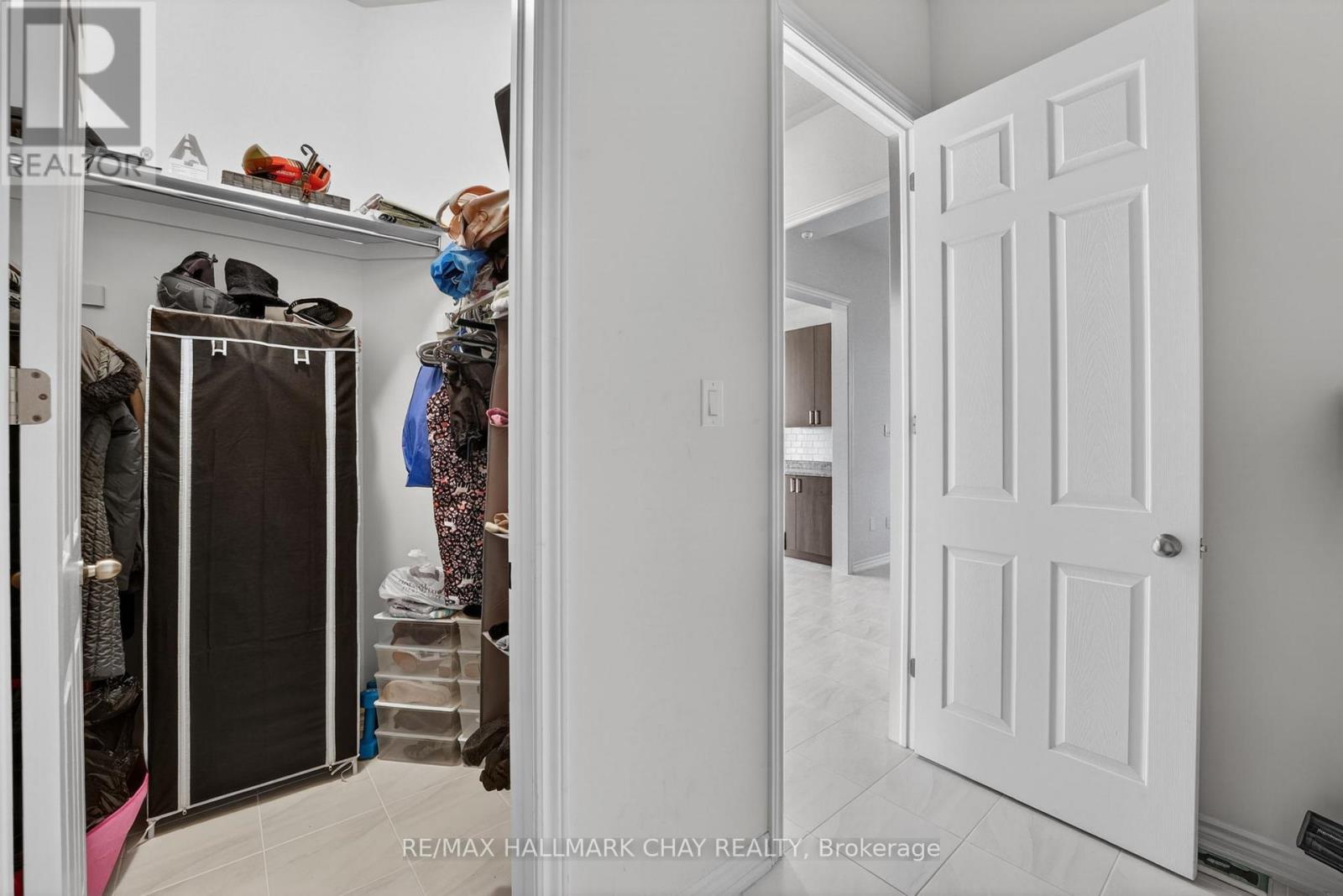 12 Thompson Way, Springwater (Centre Vespra), Ontario  L9X 2A5 - Photo 21 - S13049728