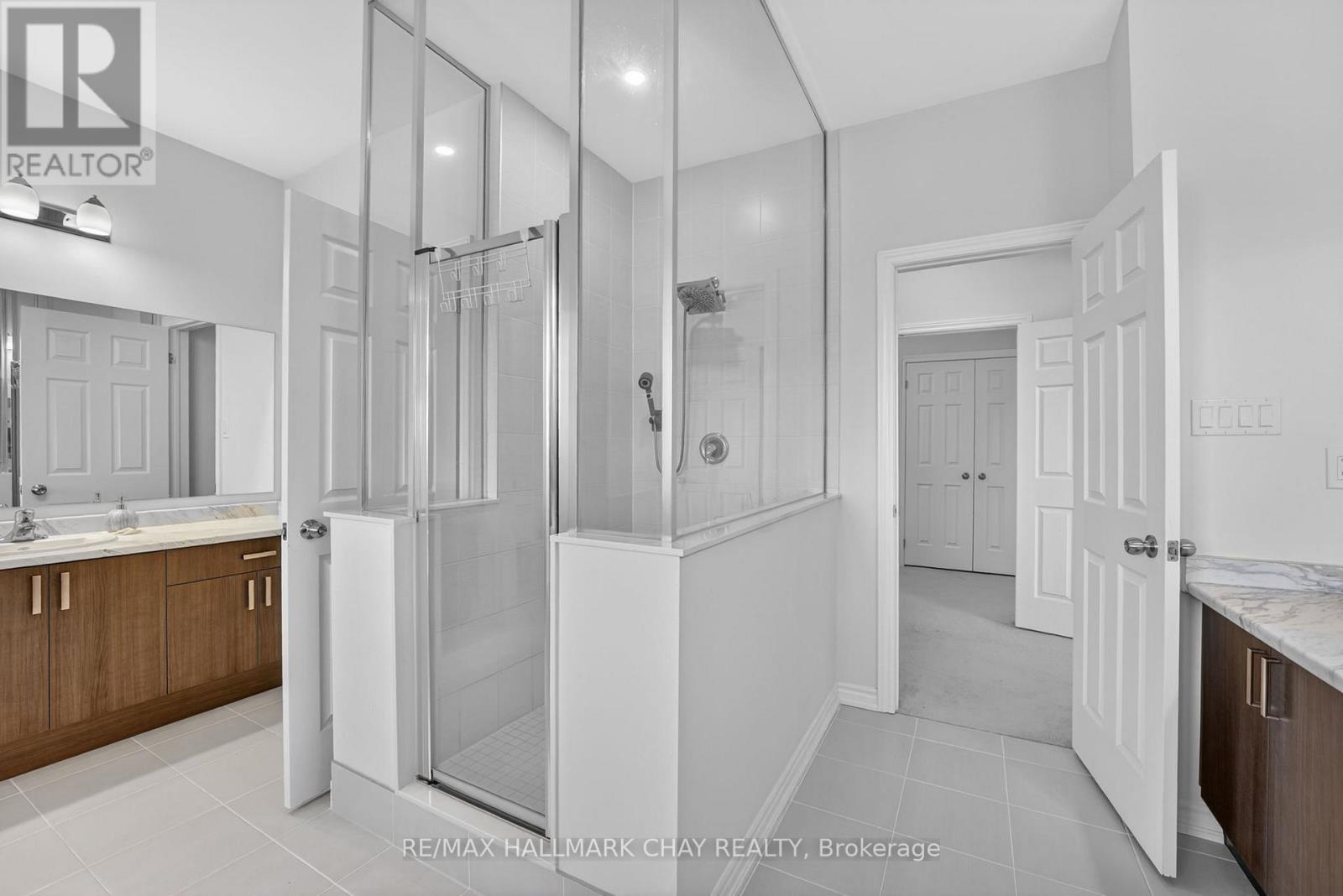 12 Thompson Way, Springwater (Centre Vespra), Ontario  L9X 2A5 - Photo 25 - S13049728