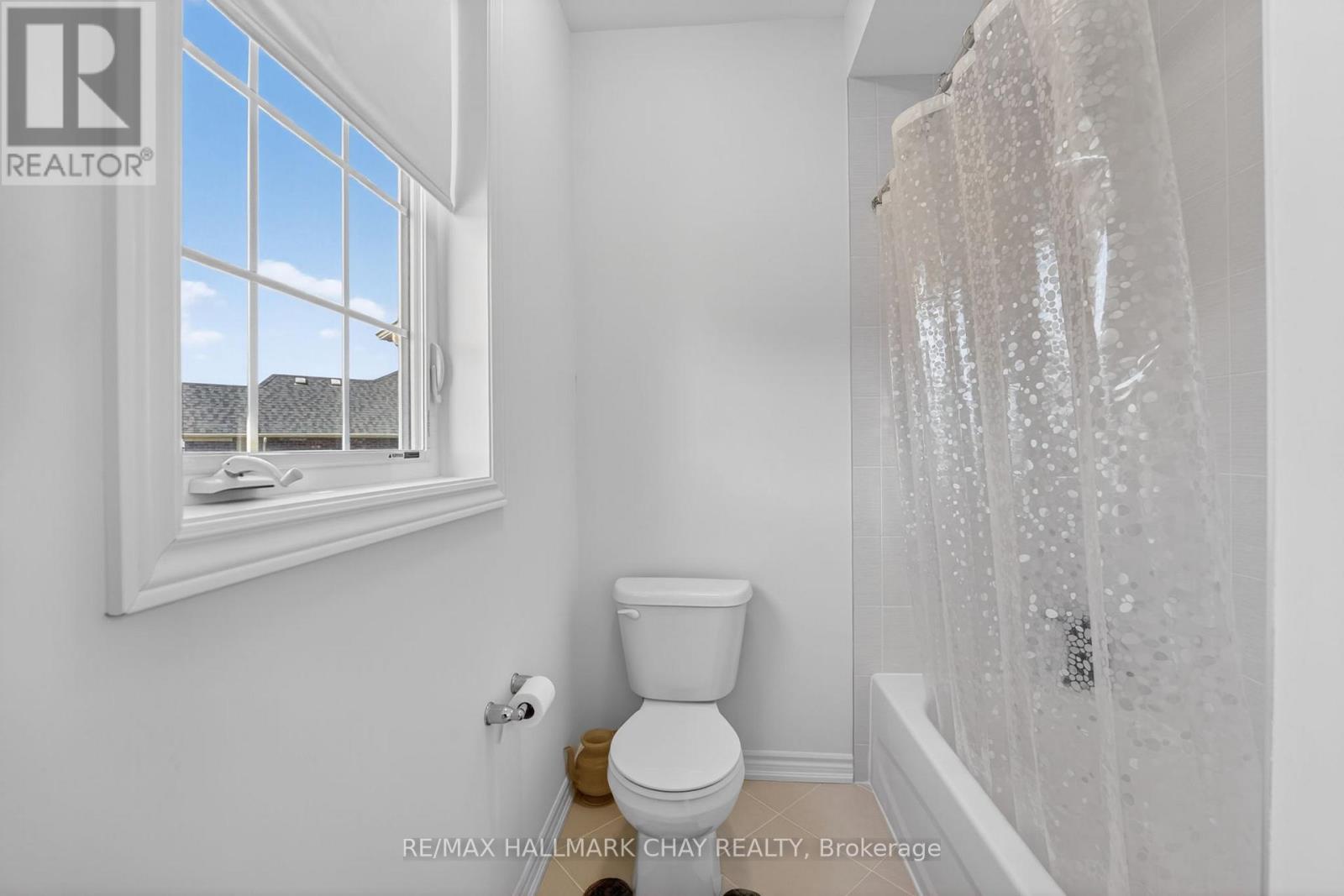 12 Thompson Way, Springwater (Centre Vespra), Ontario  L9X 2A5 - Photo 36 - S13049728