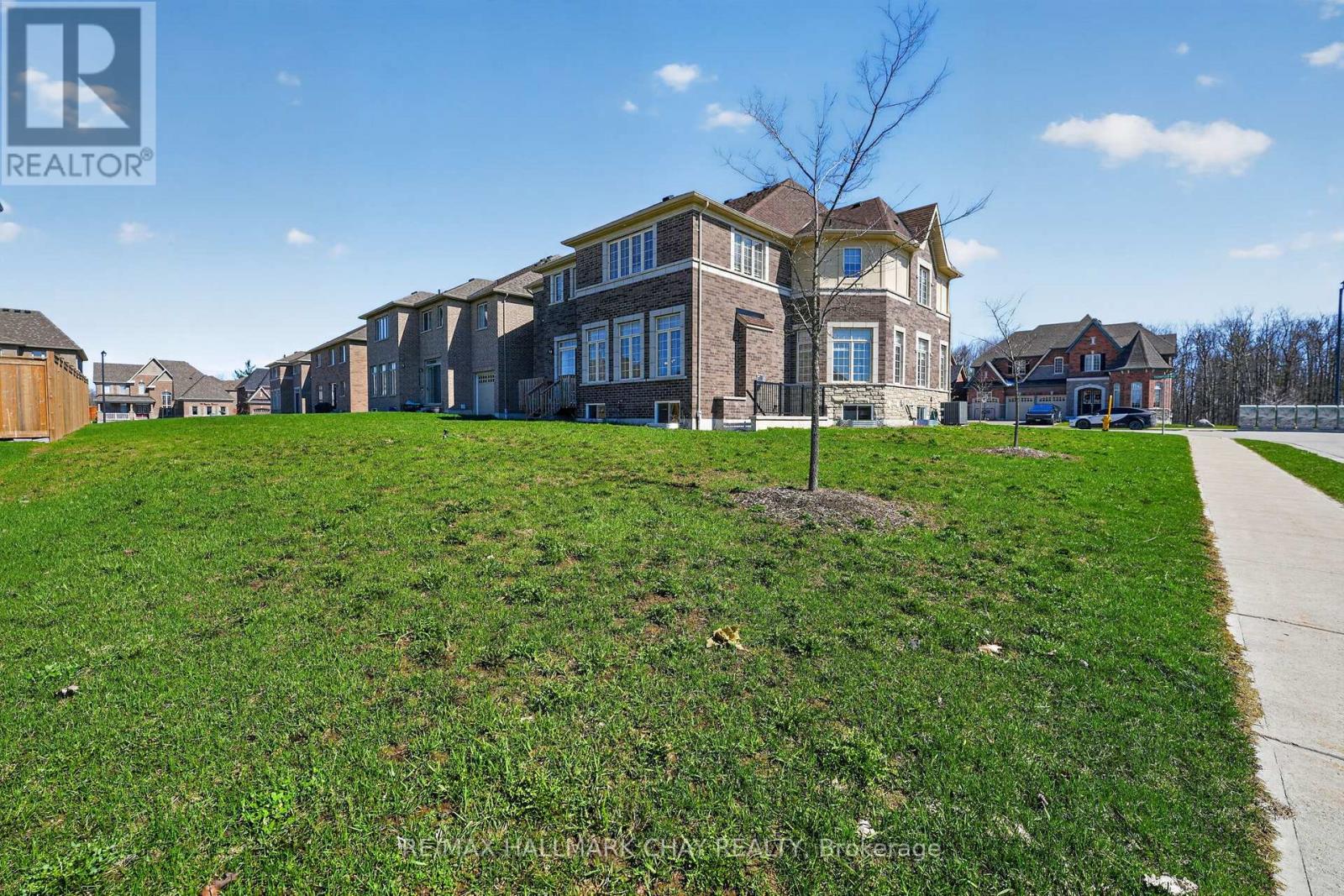 12 Thompson Way, Springwater (Centre Vespra), Ontario  L9X 2A5 - Photo 42 - S13049728