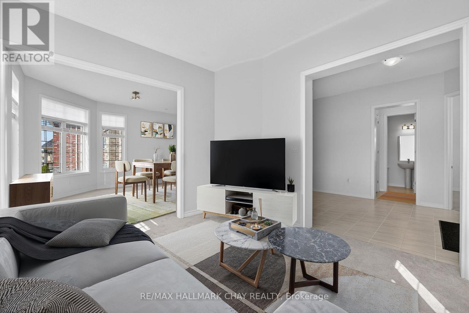 12 Thompson Way, Springwater (Centre Vespra), Ontario  L9X 2A5 - Photo 6 - S13049728