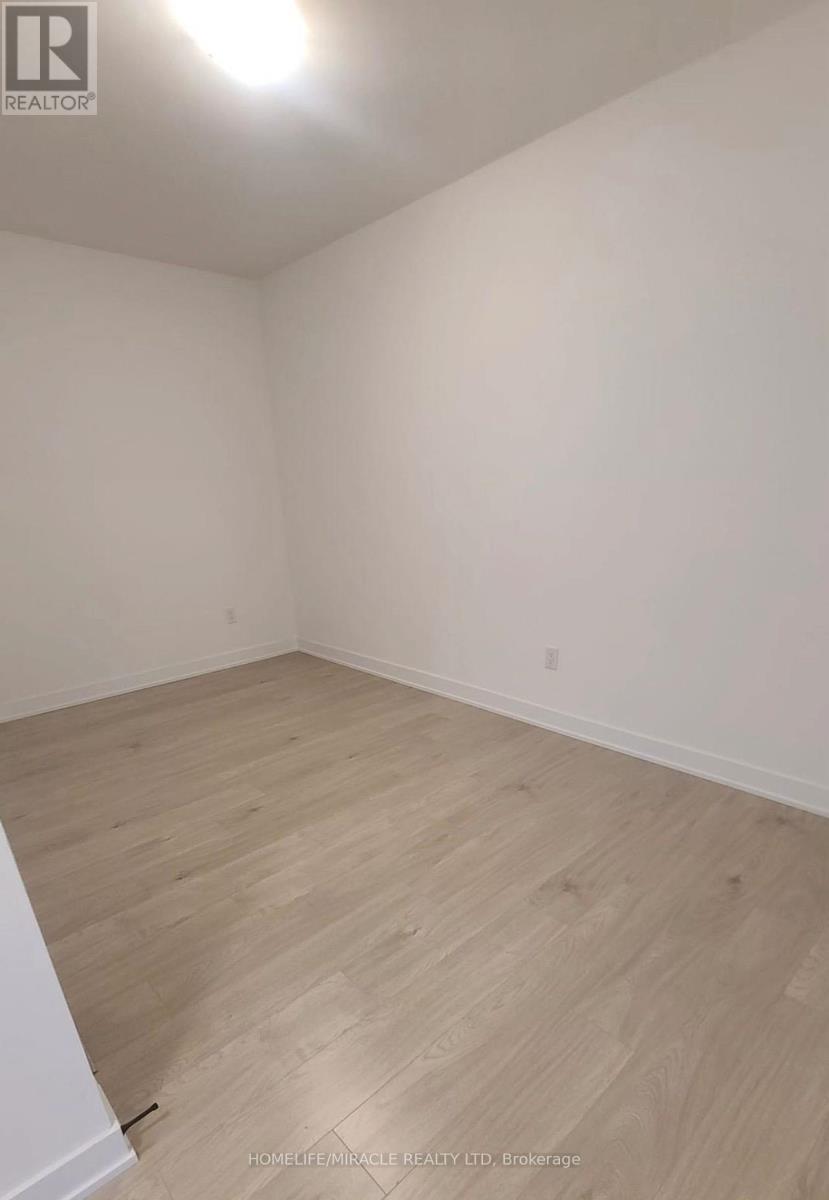 112 - 1 Chef Lane, Barrie, Ontario  L4H 0H7 - Photo 13 - S13049798