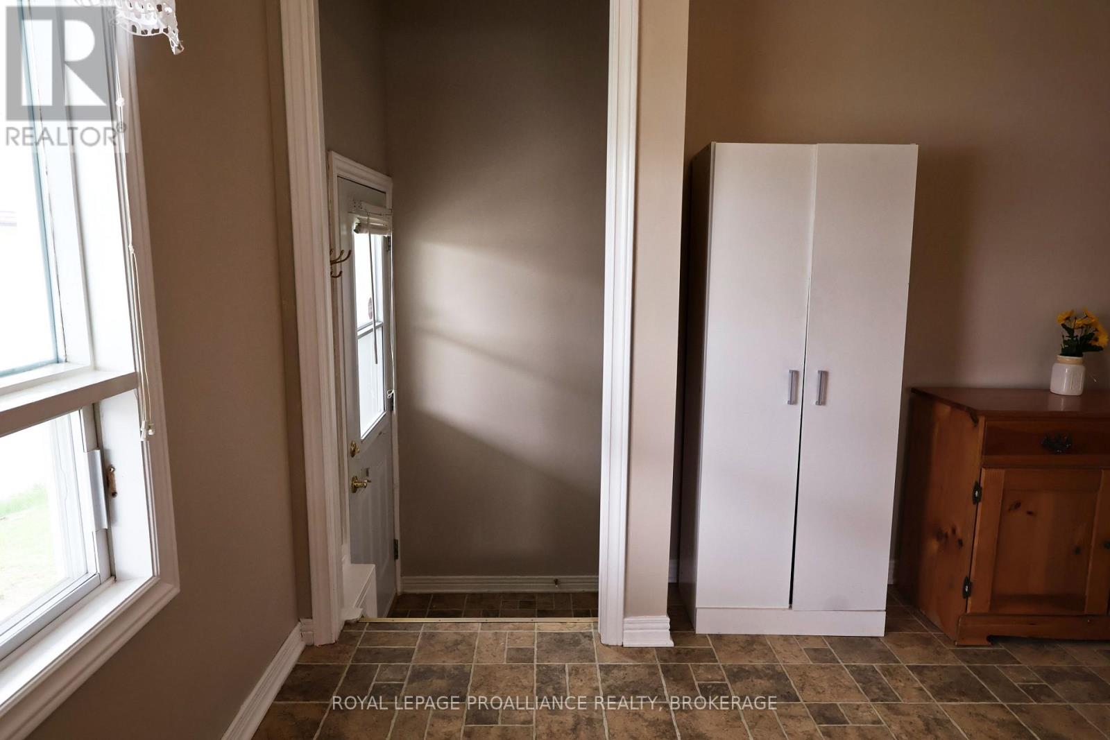 23 Reid Street, Greater Napanee, Ontario  K7R 3T9 - Photo 12 - X13049384