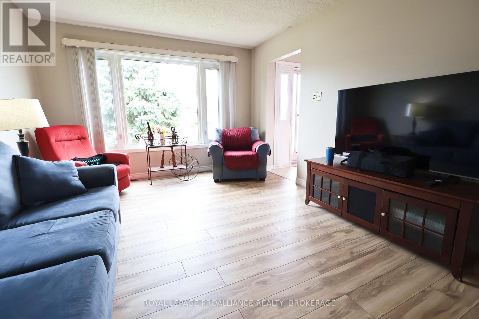 23 Reid Street, Greater Napanee, Ontario  K7R 3T9 - Photo 4 - X13049384