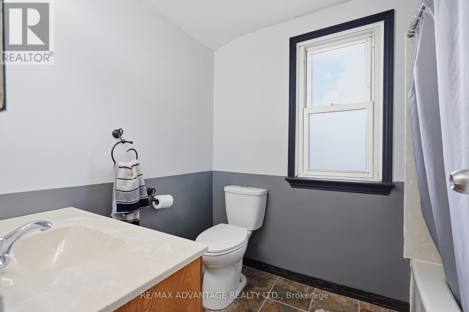 186 Emerson Avenue, London South, Ontario  N5Z 3L7 - Photo 23 - X13047168