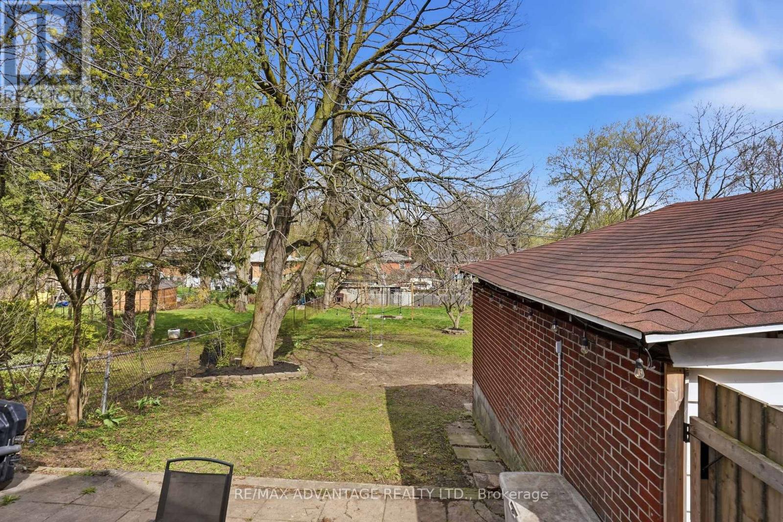 186 Emerson Avenue, London South, Ontario  N5Z 3L7 - Photo 36 - X13047168