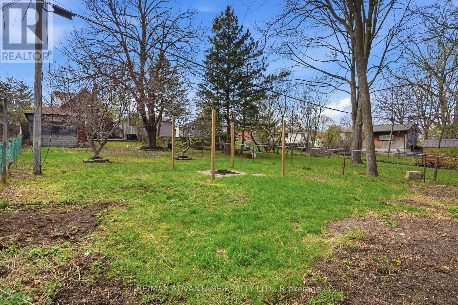 186 Emerson Avenue, London South, Ontario  N5Z 3L7 - Photo 40 - X13047168