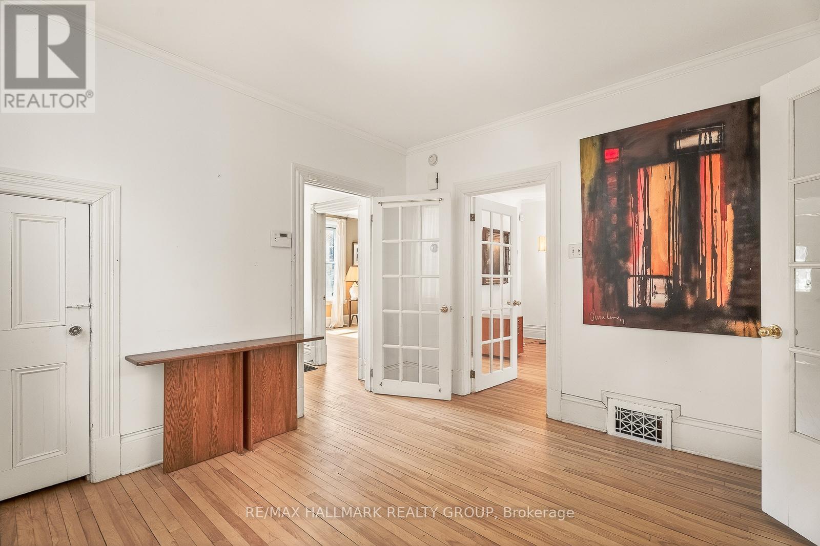 89 Waverley Street, Ottawa, Ontario  K2P 0V1 - Photo 15 - X13048780