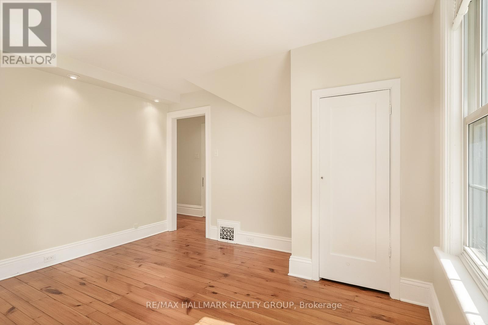 89 Waverley Street, Ottawa, Ontario  K2P 0V1 - Photo 28 - X13048780