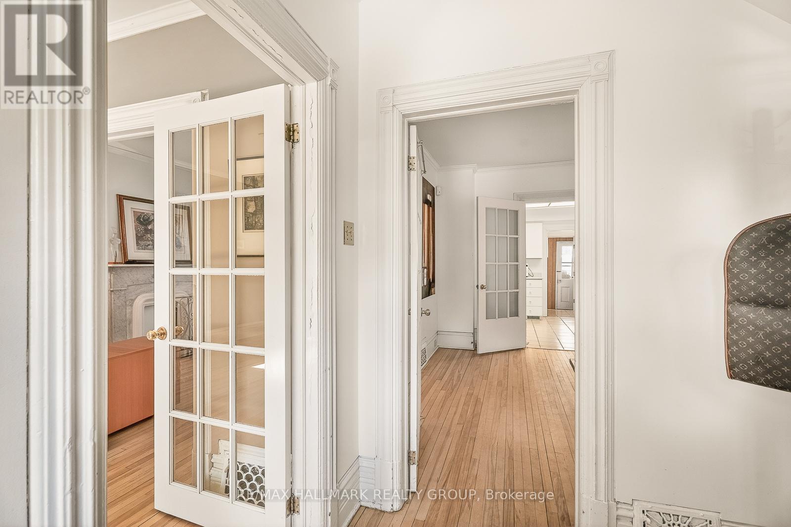 89 Waverley Street, Ottawa, Ontario  K2P 0V1 - Photo 5 - X13048780