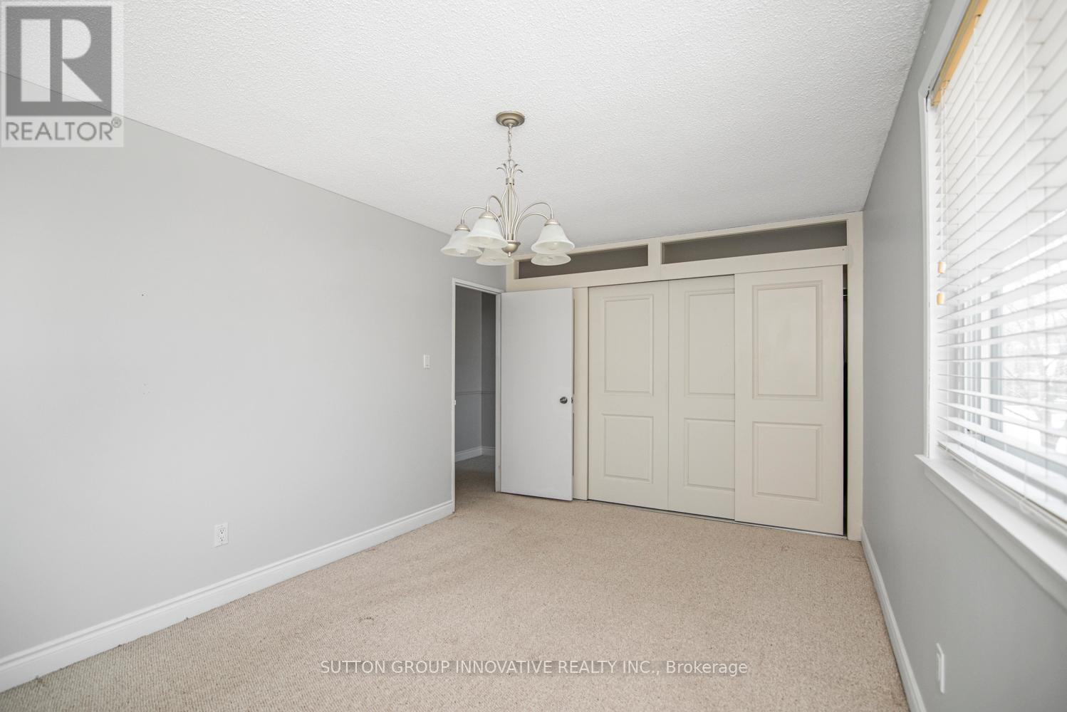 4 - 457 Woodview Road, Burlington, Ontario  L7N 2Z9 - Photo 19 - W13049648